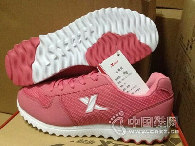 ˳����Ь�˶�Ь�¿�����