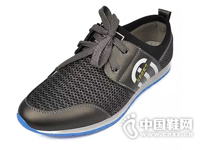 2015���ļ��¿�Ÿ�����˶�����Ь��ɴ͸����ʽ��Ь��Ь