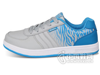 2015�Կ��˶���Ь�а��¿�