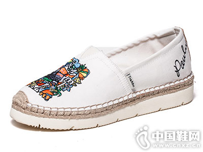 ����ЬTt&Mm��ķ˹����Ь���泱Ϳѻ