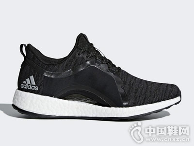 ���ϴ�˹adidas �ܲ�ЬPureBOOST X 