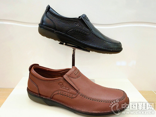 ����ʿ�¿��ֹ�ȫţƤ�����׽�����ƤЬ