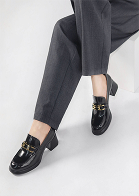 �ݵ����ʱ�и����ʸ���Ʒ�ʵ�Ь�� �������ߣ�020