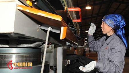 ��ҵ԰�ڵ�Ƥ�ﳵ��