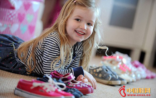 �����ȴ��Ь�����ж���