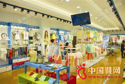 ����ˮ����������·����Ӫʽ���ɵ꿪ҵ