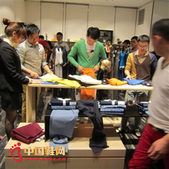 �������շ����Ƴ���2014���ļ���Ʒ