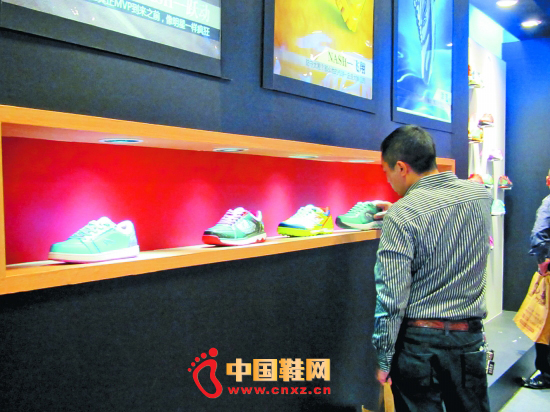 ����ο�����Ӧ�±�׼��Ӧ�������������У������ڶ�Ь������ü�޵�����