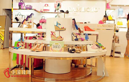 ����ūŮЬƷ��