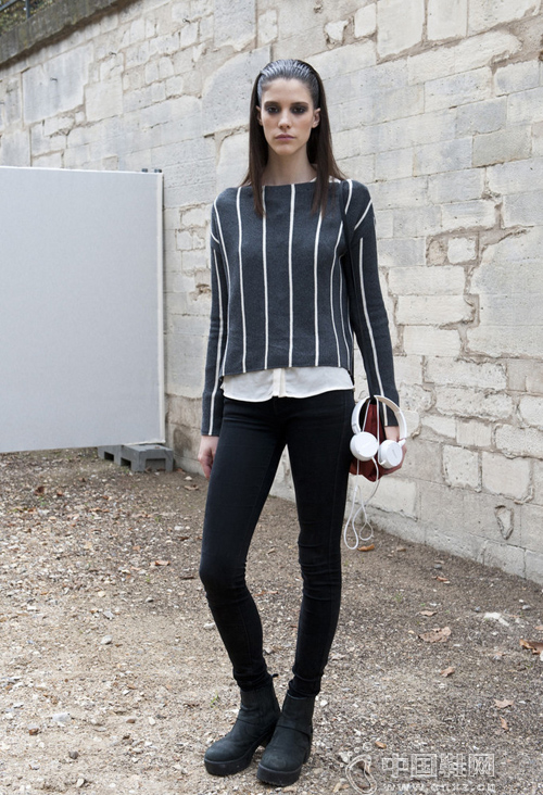 ����������