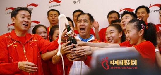 �����������������ٶ�