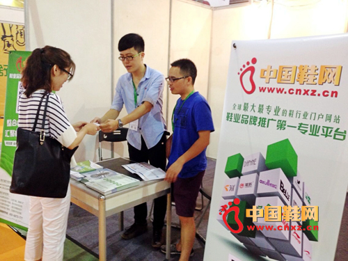 �й�Ь��������Ա��ͻ����н���