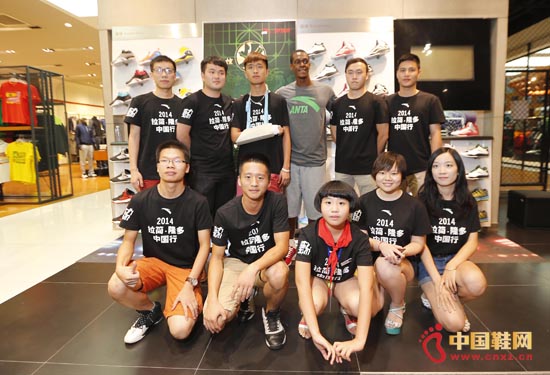 ¡����Ȫ�ݷ�˿��Ӱ