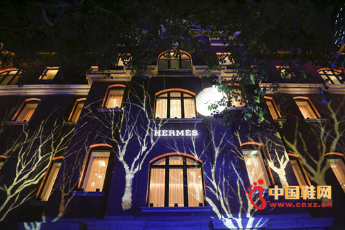 9��15�գ����������Ϻ�������·��ȫ�������������֮�ҿ�Ļ