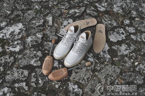 Ronnie Fieg �� Filling Pieces ����ϵ��