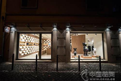 Holypopstore ������