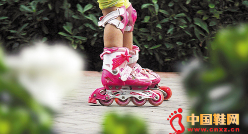 ��ͯ����Ь