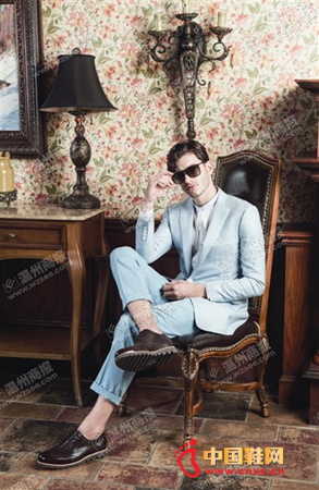 ���ξ�����Ь��