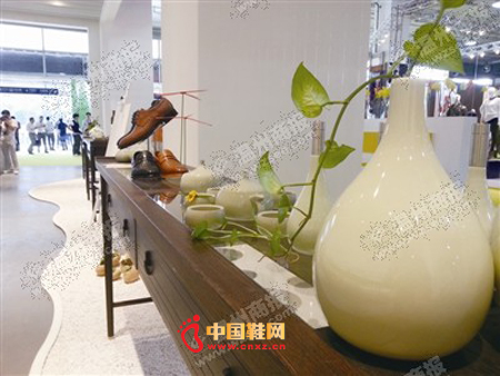 �����ѹ������ֹ�Ь�Ͱ��깫˾�մɹ���Ʒ����չ��