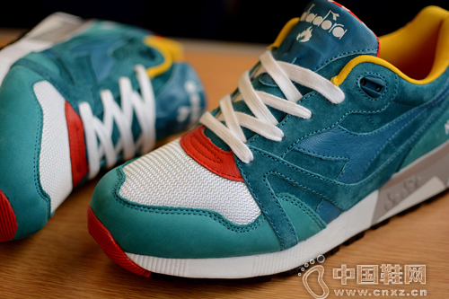 hanon Shop ���� Diadora �Ƴ�����Ь��