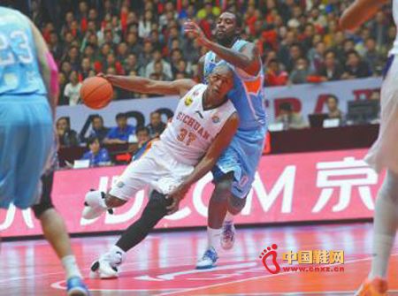 �Ĵ��ӳ�������������ƽ