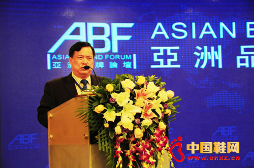 ƥ�˼��Ŷ��³������ϻ��2013-2014����й�ЬҵƷ�ơ�ʮ��������ｱ��