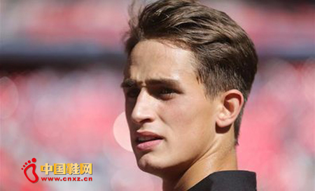 ��Ŭ����