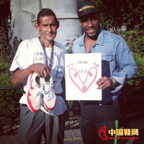 ŦԼ40�����Ӱ����ҡ�������������˺���ѷ�Ь��3�귢��5000˫��