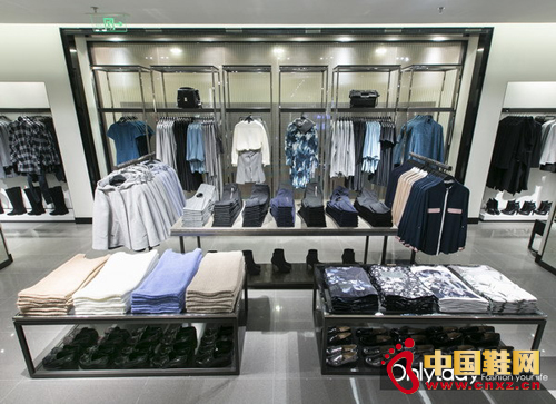 ZARA ȫ��������פ�Ϻ��Ͼ���·