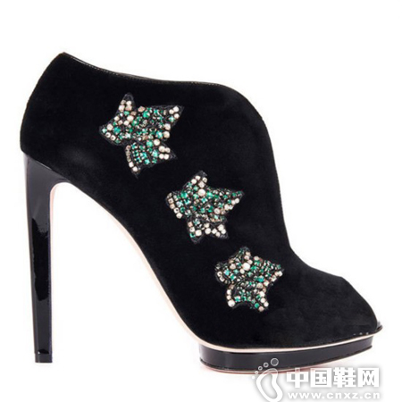 ����ɽ������(Alexander McQueen) ��ɫ��Ƥˮ��߸�Ь