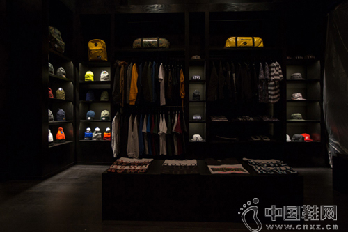 The Hundreds ��ɼ����