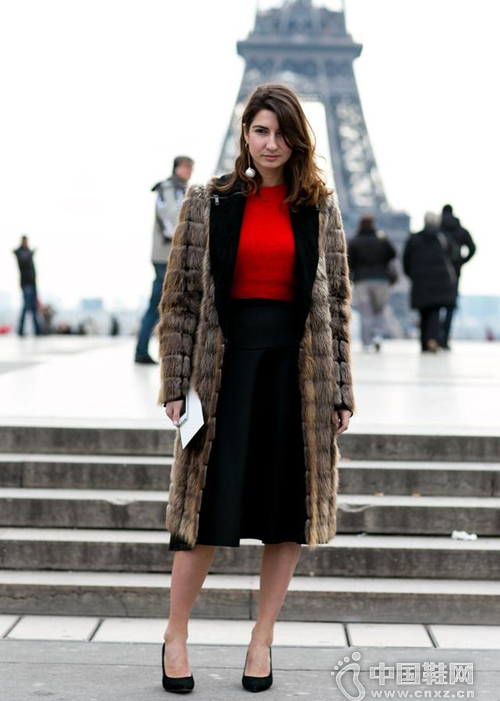 ��ɫë��װ����շ�Χ