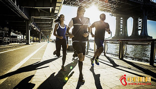 �๦���˶�����