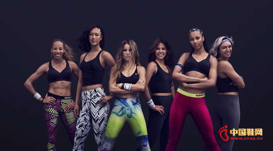 �Ϳ˽���Ů���г�