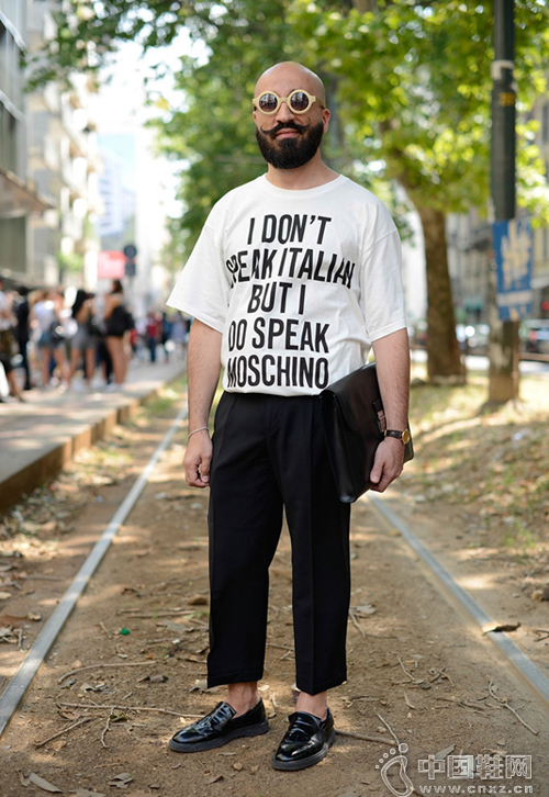 ���˽��ĸ����� �������˵����ж�ᴩ