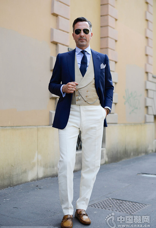 ���˽��ĸ����� �������˵����ж�ᴩ