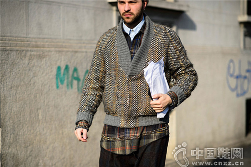 ��θд����ѧ ��װ���ⳡ����