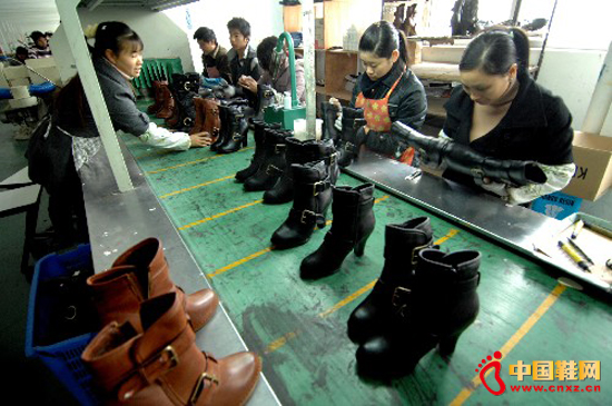 ���أ�������Ь��ɱ��ж��