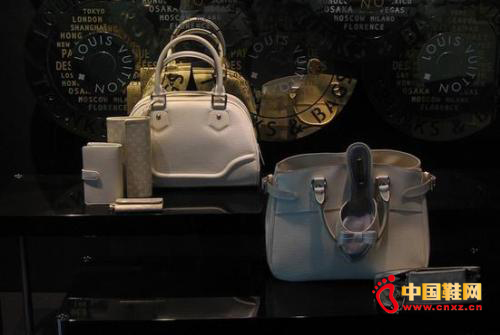 �ݳ�Ʒ����