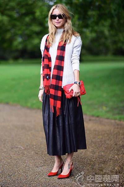 �ǹ�ɫ̫���ۣ� ������ʧ�����ͽ���ʾ��