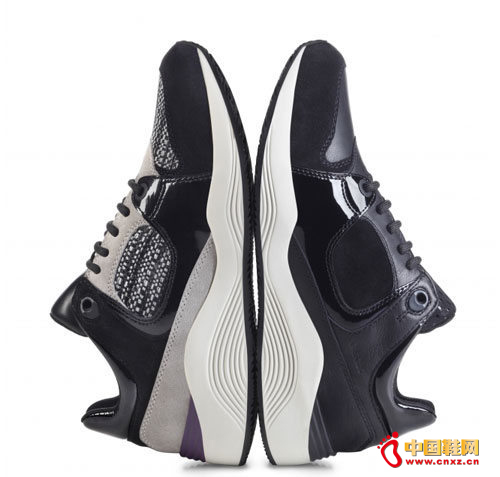 ���������ʿЬ�ļ���ȥ������ͬ������9.3%