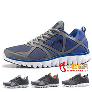 �������˶�Ь