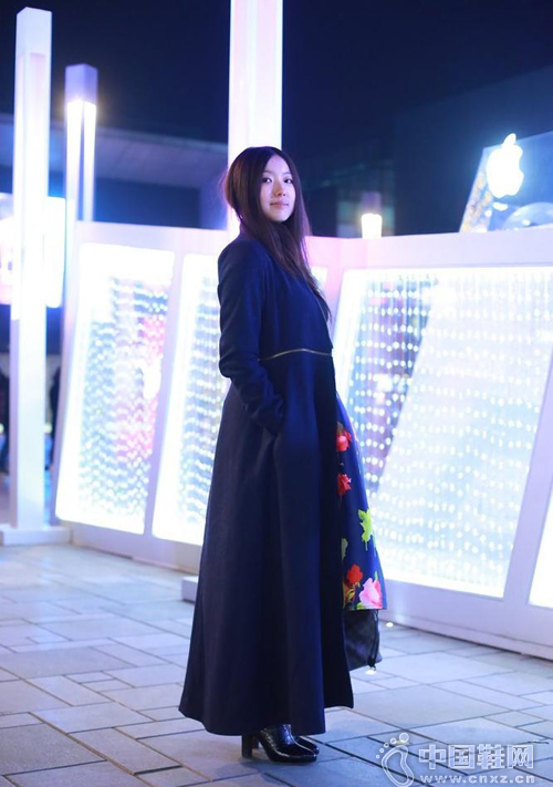 �紺���˽��ģ����Դ����ȶ�����