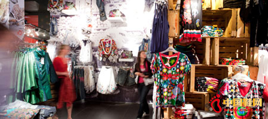 �����������߽�Ʒ��Desigual ����2014��Ʊ�����Ʒ��2014������¼��9.635��ŷԪ��������ͬ��8.20����Ԫ����17.5%�������䱾����������Inditex SA (ITX.MC) ��8.3%������