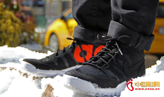 �Ϳ� ACG ϵ��