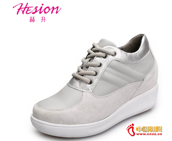 ����Ů���ܲ�Ь���������