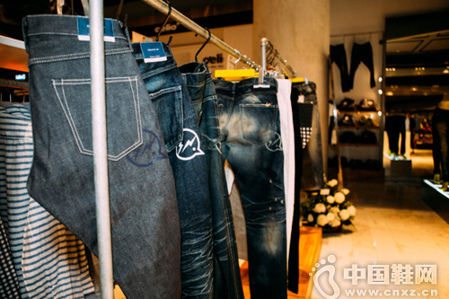 VANQUISH ���ȵ�