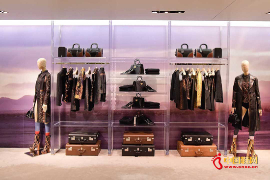 Prada��̫���ٿ��꣬��Ʒ��������