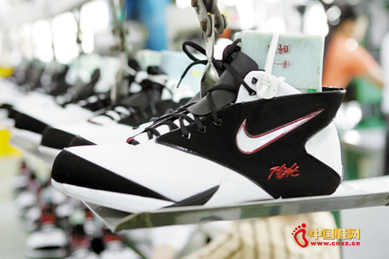 ���ϴ�˹Խ�ϴ�������չ� ����ֹͣ