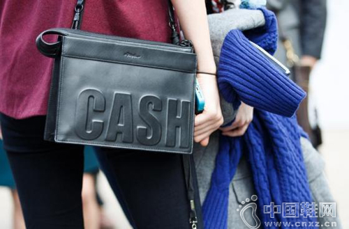 ��˵���İ��� �㻹�����ʲô��